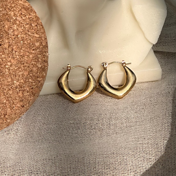 Raya Hoops