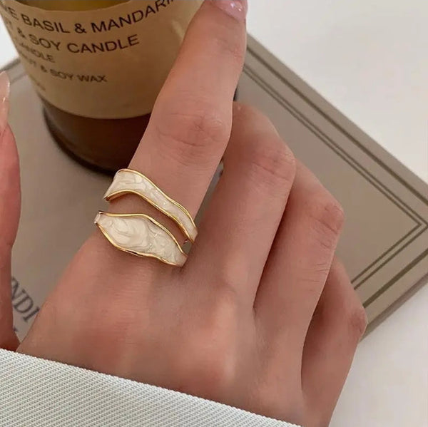 White Wavy Ring - Adjustable
